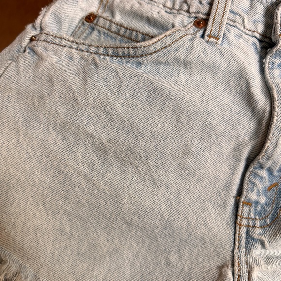 Levi’s Shorts - Picture 4 of 4